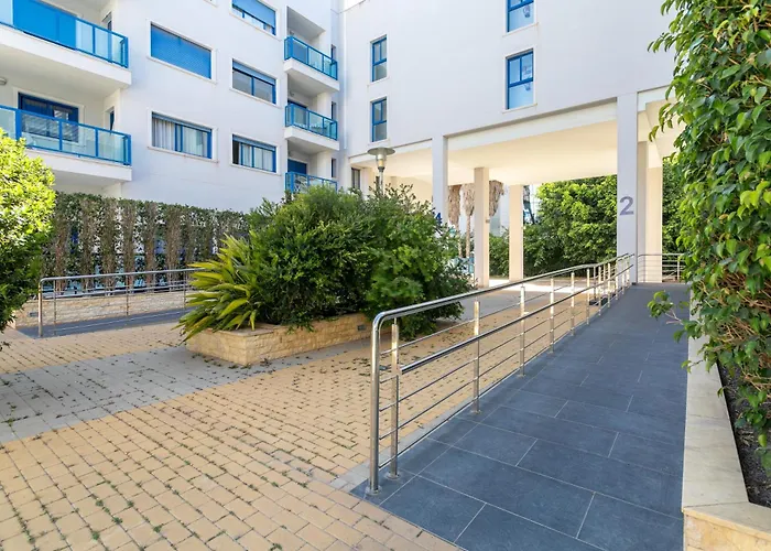 Aparthotel Hills